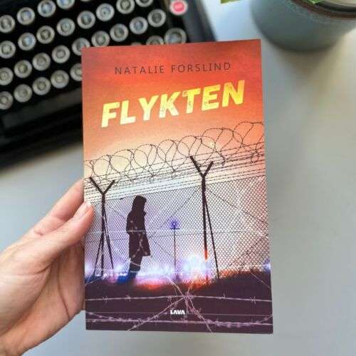 Flykten (signerad)